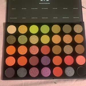 Morphe Eyeshadow Palette 35M Boss Mood